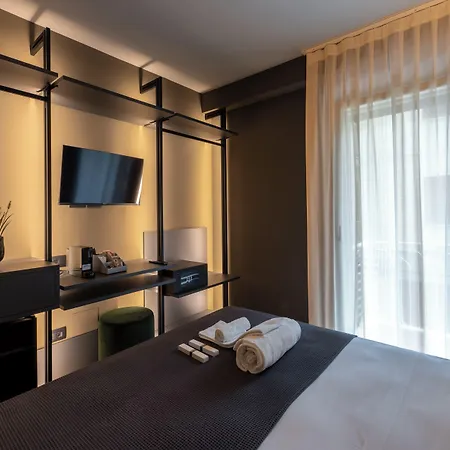 Levelup Affittacamere 4*